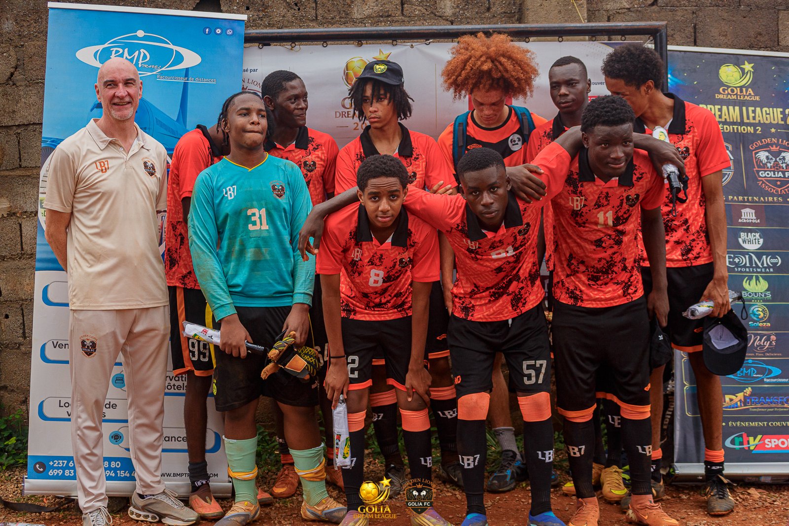 Dream League — Supporters